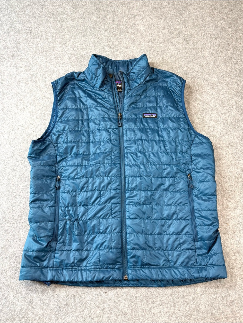 Patagonia Men's Blue Quilted Insulated Vest Zip Up Puffer XL Outdoor Jacket